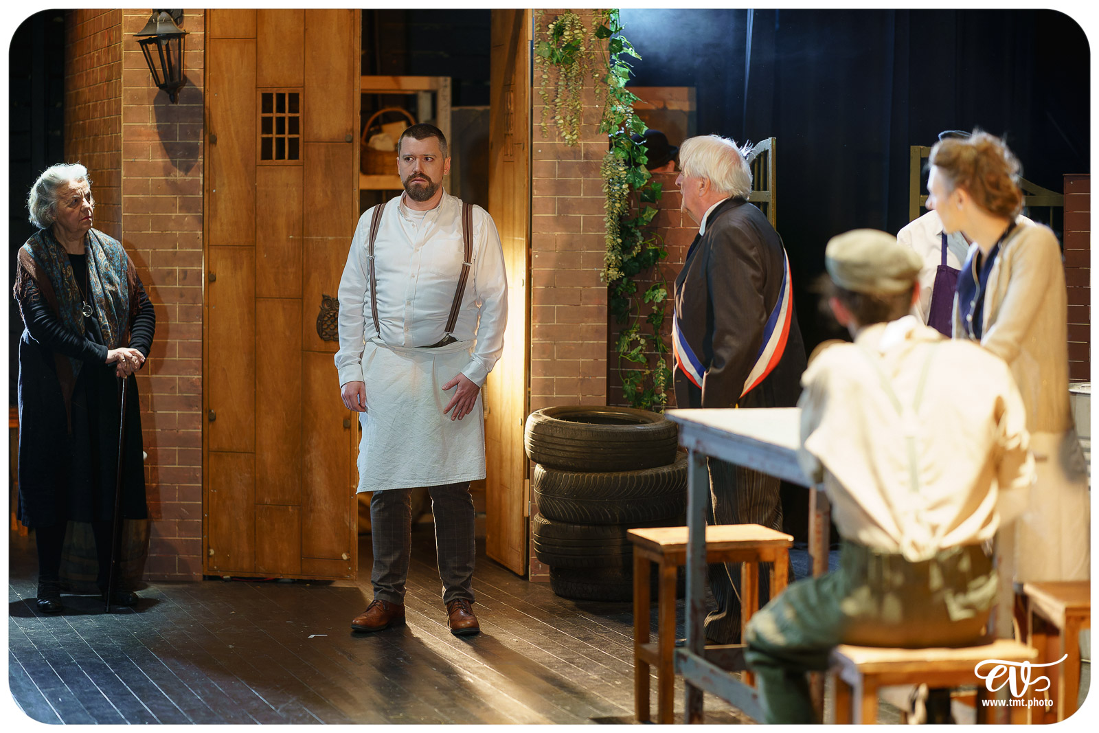 LES VISIONS DE SIMONE MACHARD (CIE LA CLAQUE)